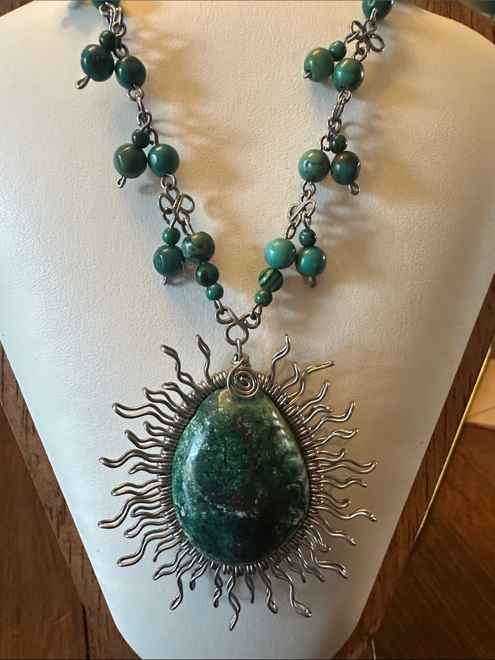 Green Stone Sunburst Pendant Necklace - Handmade-16”